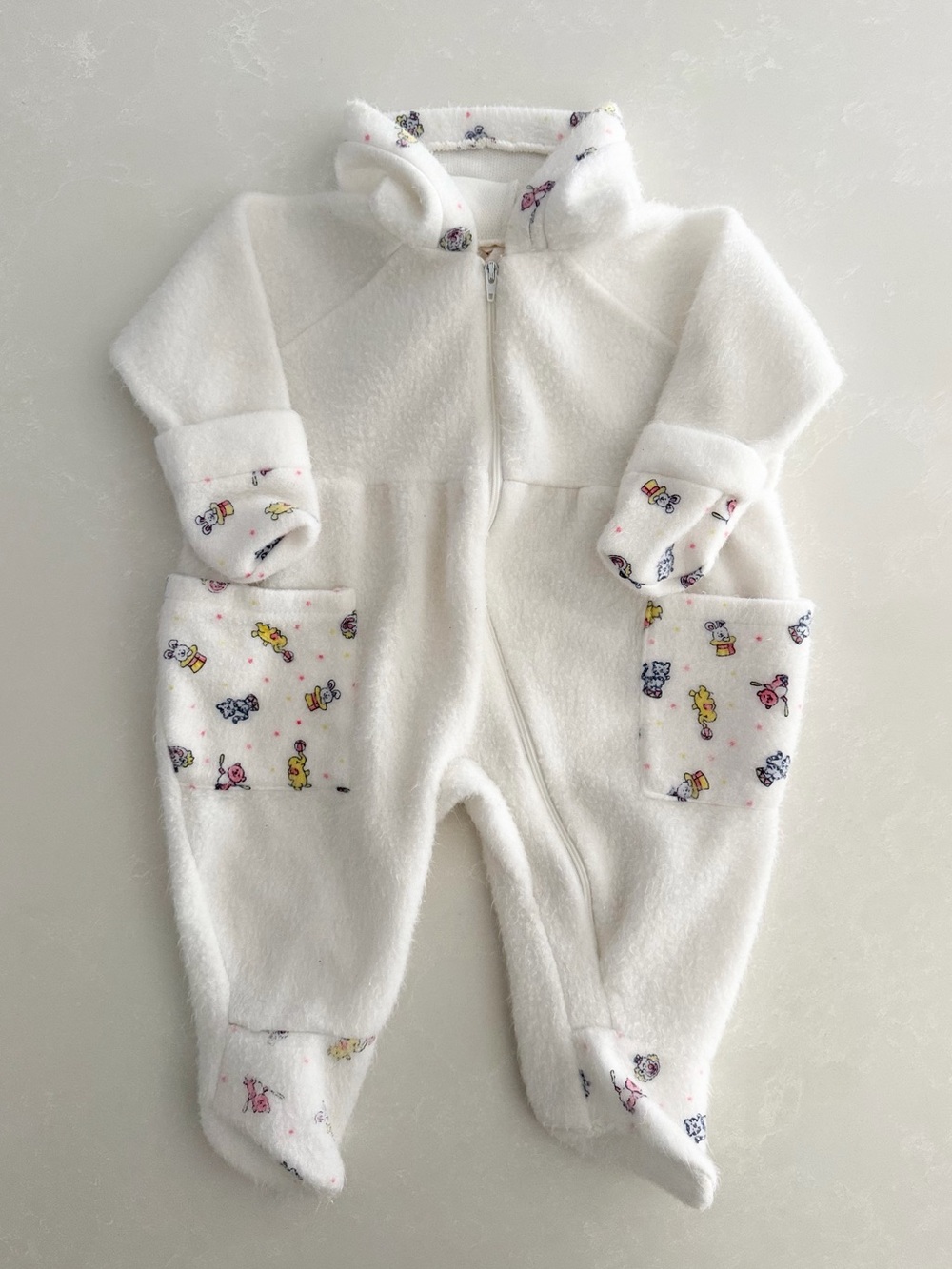 Vintage / Rare 1990s Sophisticats White Fleece Pram Snowsuit • Size L (6-9M)